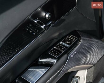 Чорний Каділак Lyriq, об'ємом двигуна 0 л та пробігом 38 тис. км за 43000 $, фото 29 на Automoto.ua