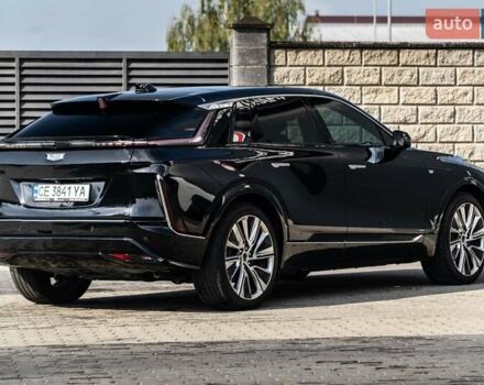Черный Кадиллак Lyriq, объемом двигателя 0 л и пробегом 40 тыс. км за 39900 $, фото 7 на Automoto.ua