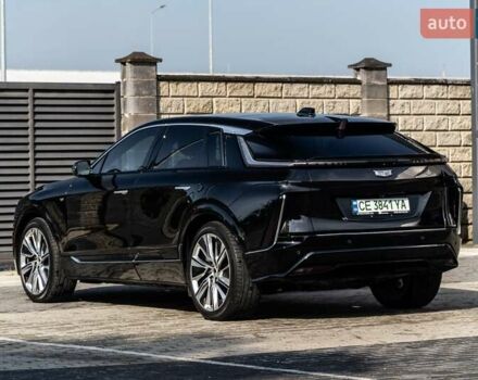 Чорний Каділак Lyriq, об'ємом двигуна 0 л та пробігом 38 тис. км за 43000 $, фото 9 на Automoto.ua