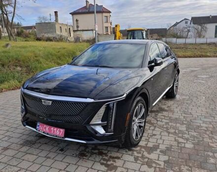 Черный Кадиллак Lyriq, объемом двигателя 0 л и пробегом 12 тыс. км за 41000 $, фото 2 на Automoto.ua