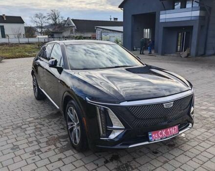 Черный Кадиллак Lyriq, объемом двигателя 0 л и пробегом 12 тыс. км за 41000 $, фото 3 на Automoto.ua