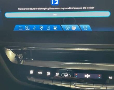 Черный Кадиллак Lyriq, объемом двигателя 0 л и пробегом 18 тыс. км за 44000 $, фото 29 на Automoto.ua