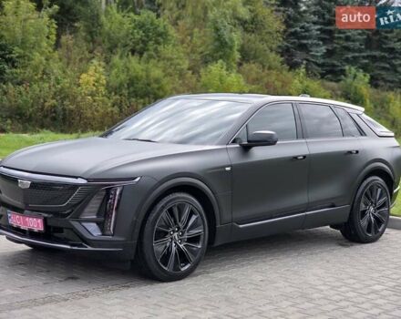 Черный Кадиллак Lyriq, объемом двигателя 0 л и пробегом 6 тыс. км за 59999 $, фото 9 на Automoto.ua
