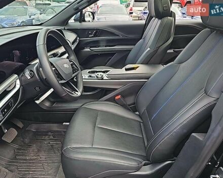 Кадиллак Lyriq 2024 в Кривом Роге на Automoto.ua Черный Кадиллак Lyriq, объемом двигателя 0 л и пробегом 55 тыс. км за 30000 $, фото 6 на Automoto.ua