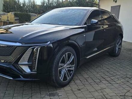 Черный Кадиллак Lyriq, объемом двигателя 0 л и пробегом 12 тыс. км за 36500 $, фото 1 на Automoto.ua