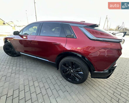 Червоний Каділак Lyriq, об'ємом двигуна 0 л та пробігом 7 тис. км за 49999 $, фото 16 на Automoto.ua