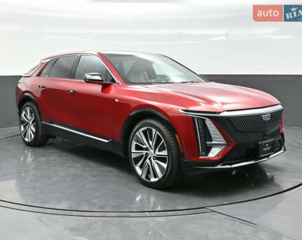 Червоний Каділак Lyriq, об'ємом двигуна 0 л та пробігом 7 тис. км за 49999 $, фото 2 на Automoto.ua