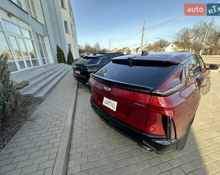 Червоний Каділак Lyriq, об'ємом двигуна 0 л та пробігом 7 тис. км за 49999 $, фото 10 на Automoto.ua