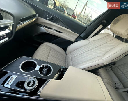 Червоний Каділак Lyriq, об'ємом двигуна 0 л та пробігом 7 тис. км за 49999 $, фото 28 на Automoto.ua