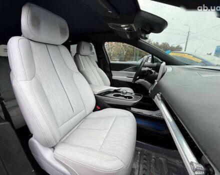 Кадиллак Lyriq 2022 в Луцке на Automoto.ua Кадиллак Lyriq, объемом двигателя 0 л и пробегом 28 тыс. км за 26500 $, фото 21 на Automoto.ua