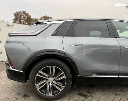 Кадиллак Lyriq 2022 в Луцке на Automoto.ua Кадиллак Lyriq, объемом двигателя 0 л и пробегом 28 тыс. км за 26500 $, фото 16 на Automoto.ua