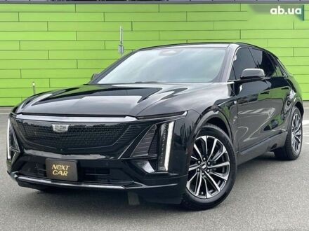 Каділак Lyriq 2023 у Києві на Automoto.ua Каділак Lyriq, об'ємом двигуна 0 л та пробігом 19 тис. км за 46900 $, фото 1 на Automoto.ua