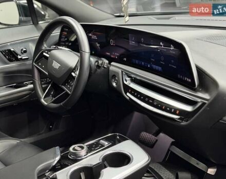 Серый Кадиллак Lyriq, объемом двигателя 0 л и пробегом 88 тыс. км за 33900 $, фото 23 на Automoto.ua