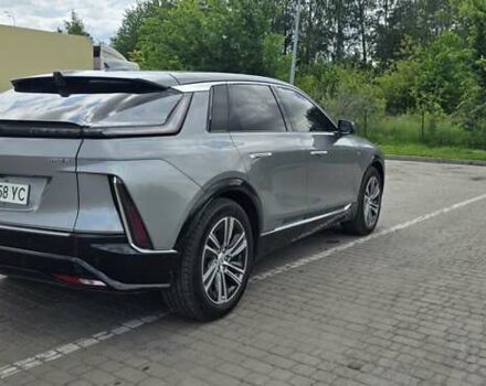 Серый Кадиллак Lyriq, объемом двигателя 0 л и пробегом 19 тыс. км за 37000 $, фото 14 на Automoto.ua