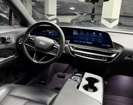 Серый Кадиллак Lyriq, объемом двигателя 0 л и пробегом 88 тыс. км за 33900 $, фото 26 на Automoto.ua