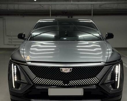 Серый Кадиллак Lyriq, объемом двигателя 0 л и пробегом 88 тыс. км за 33900 $, фото 5 на Automoto.ua