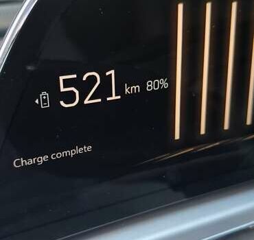 Серый Кадиллак Lyriq, объемом двигателя 0 л и пробегом 19 тыс. км за 37000 $, фото 2 на Automoto.ua