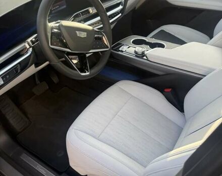 Сірий Каділак Lyriq, об'ємом двигуна 0 л та пробігом 20 тис. км за 39900 $, фото 24 на Automoto.ua