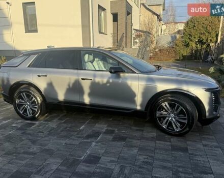 Сірий Каділак Lyriq, об'ємом двигуна 0 л та пробігом 20 тис. км за 39900 $, фото 15 на Automoto.ua