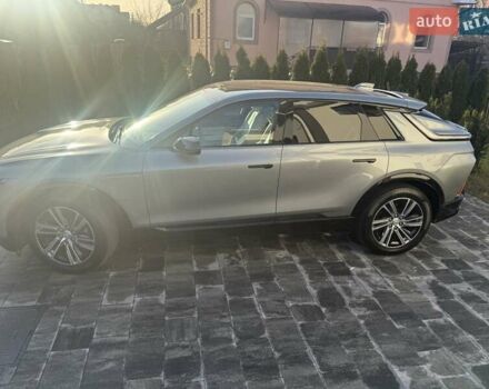 Сірий Каділак Lyriq, об'ємом двигуна 0 л та пробігом 20 тис. км за 39900 $, фото 14 на Automoto.ua