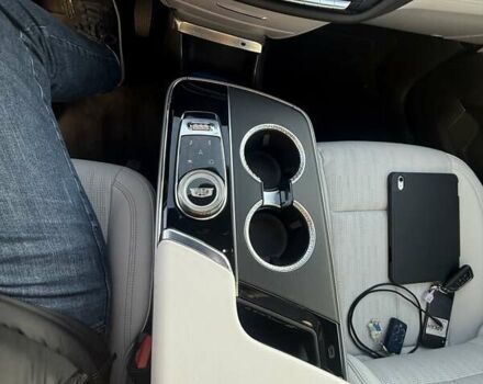 Сірий Каділак Lyriq, об'ємом двигуна 0 л та пробігом 20 тис. км за 39900 $, фото 38 на Automoto.ua