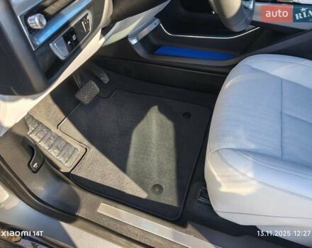 Серый Кадиллак Lyriq, объемом двигателя 0 л и пробегом 2 тыс. км за 39500 $, фото 15 на Automoto.ua