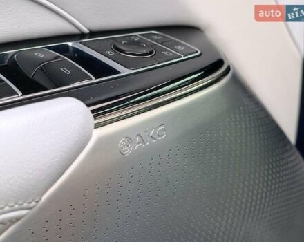 Синий Кадиллак Lyriq, объемом двигателя 0 л и пробегом 25 тыс. км за 45280 $, фото 27 на Automoto.ua