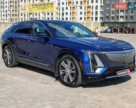 Синий Кадиллак Lyriq, объемом двигателя 0 л и пробегом 25 тыс. км за 46440 $, фото 7 на Automoto.ua