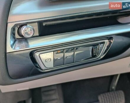 Синий Кадиллак Lyriq, объемом двигателя 0 л и пробегом 25 тыс. км за 46440 $, фото 21 на Automoto.ua