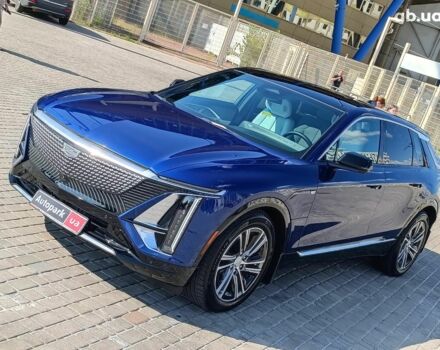 Синий Кадиллак Lyriq, объемом двигателя 0 л и пробегом 25 тыс. км за 46440 $, фото 3 на Automoto.ua