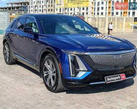 Синий Кадиллак Lyriq, объемом двигателя 0 л и пробегом 25 тыс. км за 46440 $, фото 6 на Automoto.ua