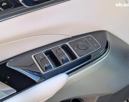 Синий Кадиллак Lyriq, объемом двигателя 0 л и пробегом 25 тыс. км за 46440 $, фото 19 на Automoto.ua