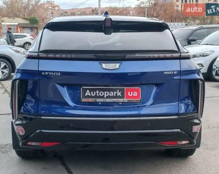 Синий Кадиллак Lyriq, объемом двигателя 0 л и пробегом 25 тыс. км за 45280 $, фото 11 на Automoto.ua