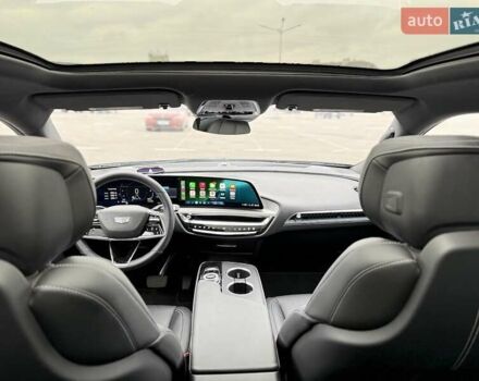 Синій Каділак Lyriq, об'ємом двигуна 0 л та пробігом 8 тис. км за 36000 $, фото 14 на Automoto.ua