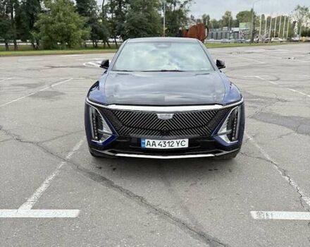 Синій Каділак Lyriq, об'ємом двигуна 0 л та пробігом 8 тис. км за 36000 $, фото 2 на Automoto.ua