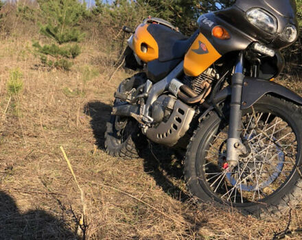 Жовтий Кагіва Каньйон, об'ємом двигуна 0.6 л та пробігом 48 тис. км за 1200 $, фото 1 на Automoto.ua