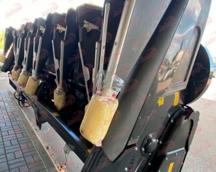 Красный Капелло Quasar 8, объемом двигателя 0 л и пробегом 0 тыс. км за 45533 $, фото 11 на Automoto.ua