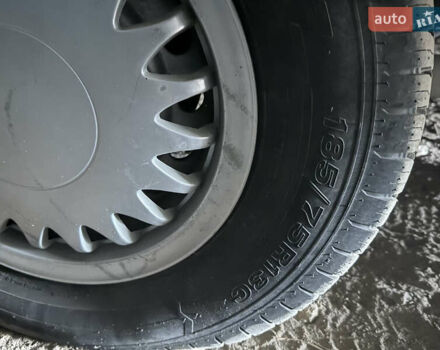 Бежевый Караван Роллер, объемом двигателя 0 л и пробегом 0 тыс. км за 8000 $, фото 3 на Automoto.ua