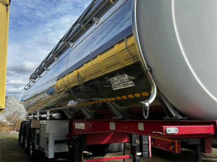 Карди 39S3 2005 в Павлограде на Automoto.ua Красный Карди 39S3, объемом двигателя 0 л и пробегом 0 тыс. км за 30000 $, фото 1 на Automoto.ua