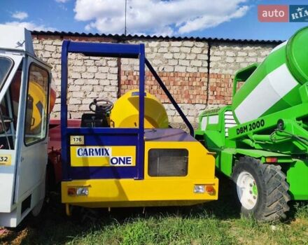 Жовтий Кармікс Ван, об'ємом двигуна 0 л та пробігом 20 тис. км за 19500 $, фото 1 на Automoto.ua