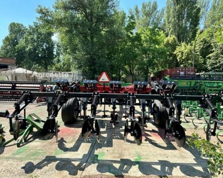 Красный Кейс Другая, объемом двигателя 0 л и пробегом 0 тыс. км за 46521 $, фото 10 на Automoto.ua