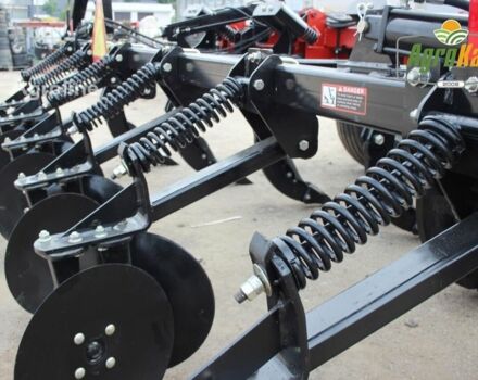 Красный Кейс Другая, объемом двигателя 0 л и пробегом 0 тыс. км за 53488 $, фото 13 на Automoto.ua