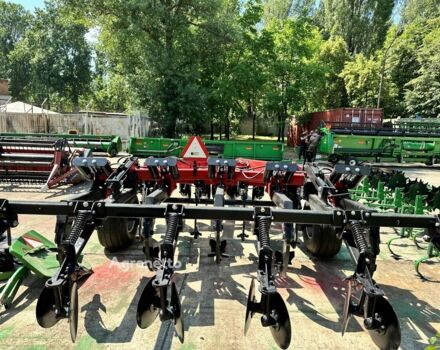 Красный Кейс Другая, объемом двигателя 0 л и пробегом 0 тыс. км за 45810 $, фото 11 на Automoto.ua