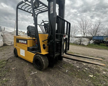 Жовтий Катерпіллер 20, об'ємом двигуна 0 л та пробігом 4 тис. км за 12333 $, фото 2 на Automoto.ua