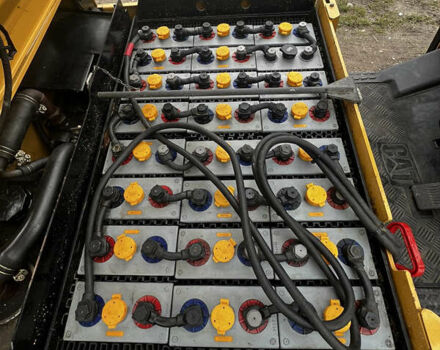 Жовтий Катерпіллер 20, об'ємом двигуна 0 л та пробігом 4 тис. км за 12333 $, фото 15 на Automoto.ua