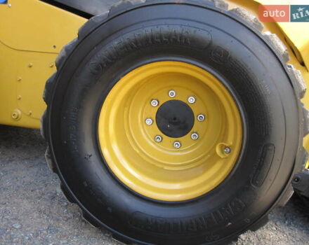 Жовтий Катерпіллер 272, об'ємом двигуна 0 л та пробігом 0 тис. км за 45800 $, фото 7 на Automoto.ua