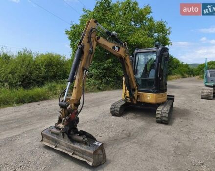 Желтый Катерпиллер 304, объемом двигателя 2.4 л и пробегом 36 тыс. км за 39736 $, фото 3 на Automoto.ua