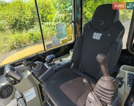 Желтый Катерпиллер 304, объемом двигателя 2.4 л и пробегом 36 тыс. км за 39736 $, фото 11 на Automoto.ua