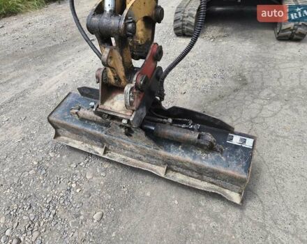 Желтый Катерпиллер 304, объемом двигателя 2.4 л и пробегом 36 тыс. км за 39736 $, фото 4 на Automoto.ua