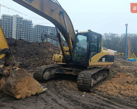 Катерпіллер 325, об'ємом двигуна 7.2 л та пробігом 18 тис. км за 50000 $, фото 6 на Automoto.ua